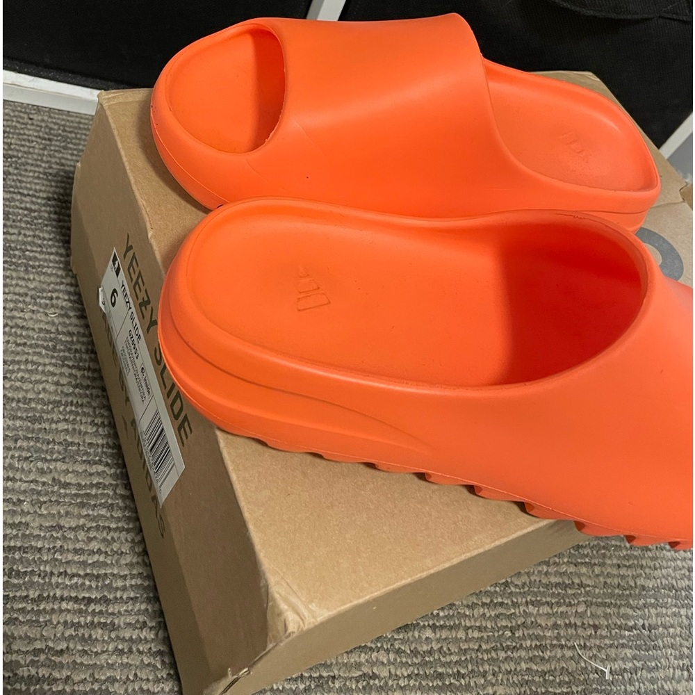 Yeezy slide orange EURO 39